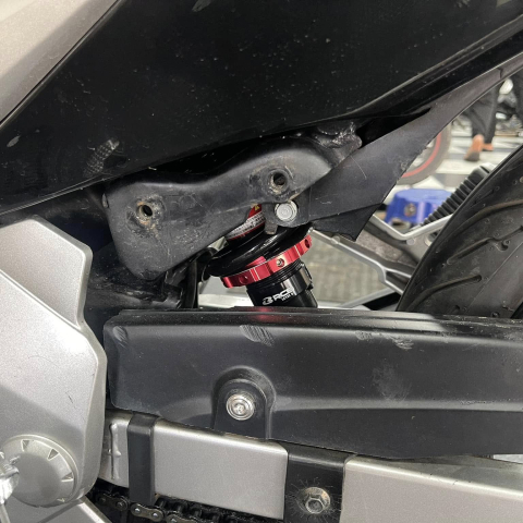 Phuộc RCB M2 mẫu mới cho Exciter 135 chính hãng