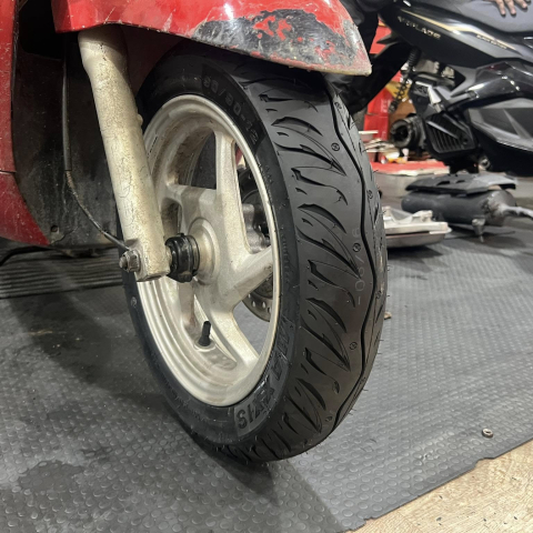 Vỏ Maxxis 90/90-12 gai MA-WGV