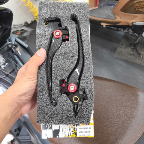 Tay thắng Carbon cho Vario 160, PCX 160