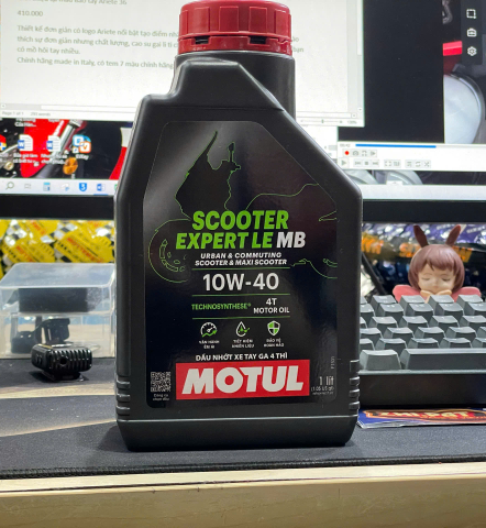 Nhớt Motul Scooter Expert LE 10W40 1L