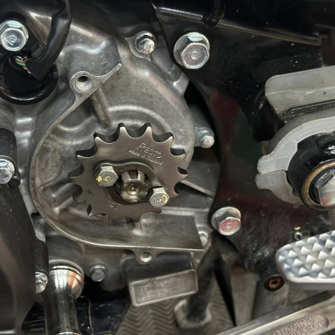 Nhông Recto 14T cho Exciter chính hãng