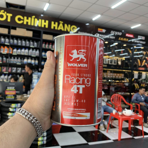 Nhớt Wolver Racing Synthetic 10W40 1L