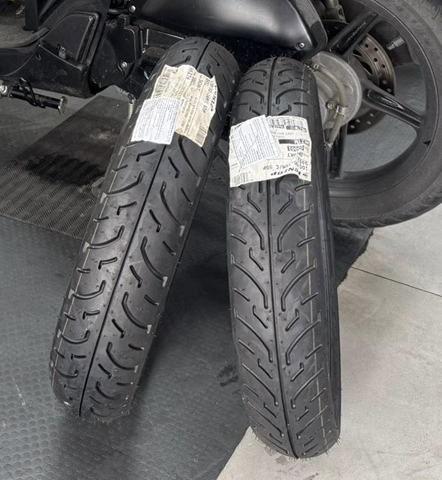 Cặp vỏ Dunlop D451 zin theo xe SH ý