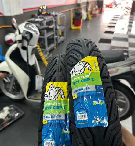 Lốp Michelin City Grip 2 (100/80-16 - 120/80-16)