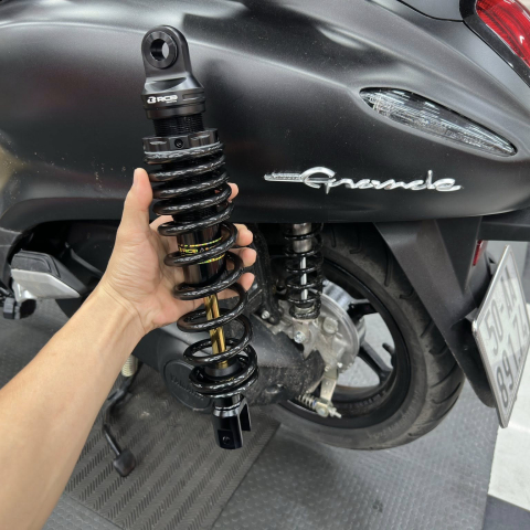 Phuộc RCB C2 đen ty vàng cho Honda Vario, Click chính hãng