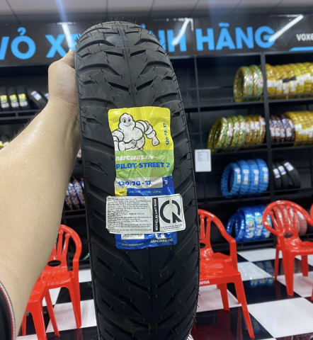 Vỏ Michelin Pilot Street 2 size 120/70-17