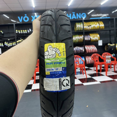 Vỏ Michelin Pilot Street 2 size 110/70-17