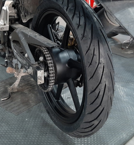 Vỏ Pirelli 100/80-17 Angel City