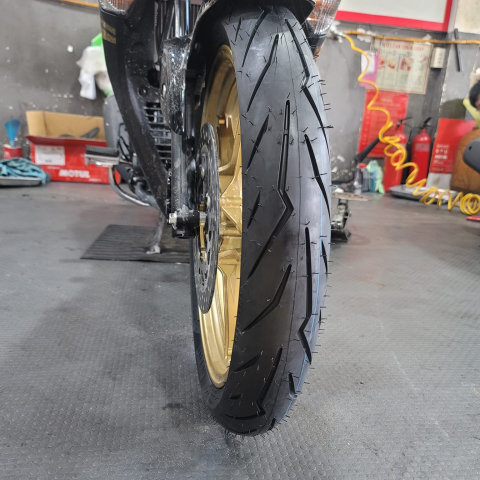Vỏ Pirelli 90/80-17 Diablo Rosso Sport