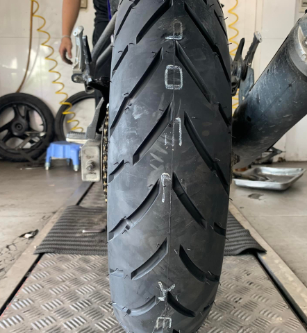 Vỏ xe Dunlop D102A size 130/70-17