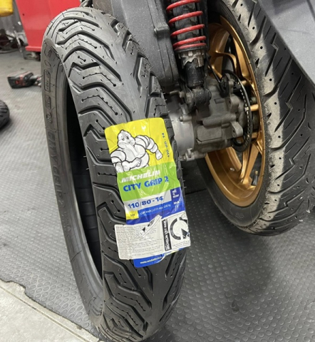 Vỏ Michelin City Grip 2 size 110/80-14