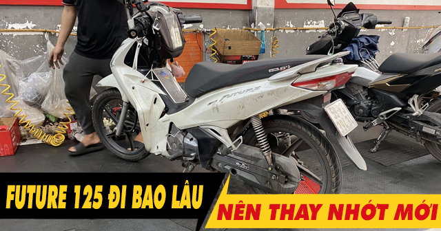 Xe Future 125 Fi đi bao lâu thì thay nhớt định kỳ?
