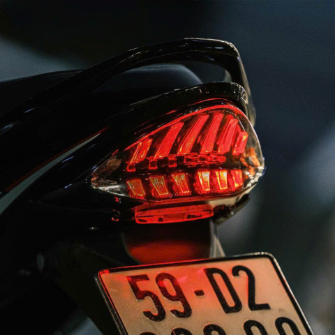 Đèn hậu Crypton X135 TAIL cho Exciter 135 (2005 - 2010) chính hãng ZHI.PAT