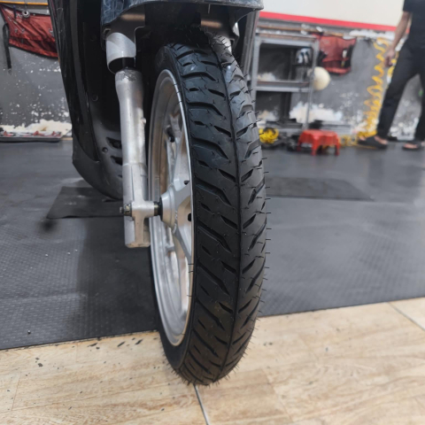 Vỏ Michelin Pilot Street 2 size 80/90-16