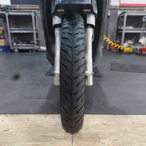 Vỏ Michelin Pilot Street 2 size 80/90-16