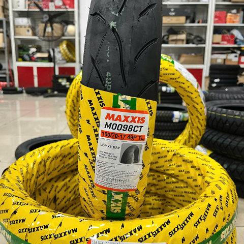 Vỏ Maxxis 100/70-17 Victra M0098CT
