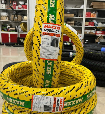 Vỏ Maxxis 100/70-17 Victra M0098CT