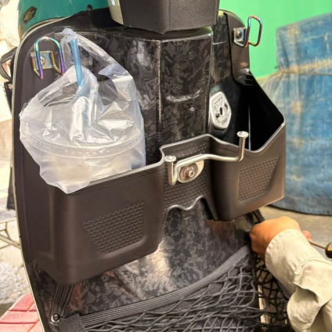 Hộc nhựa đựng đồ cho Vinfast Evo