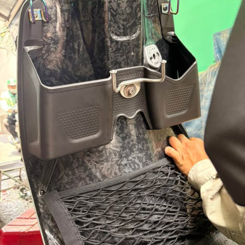 Hộc nhựa đựng đồ cho Vinfast Evo