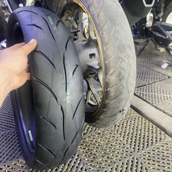 Lốp Maxxis Victra M0098CT (80/90-17 - 120/70-17)