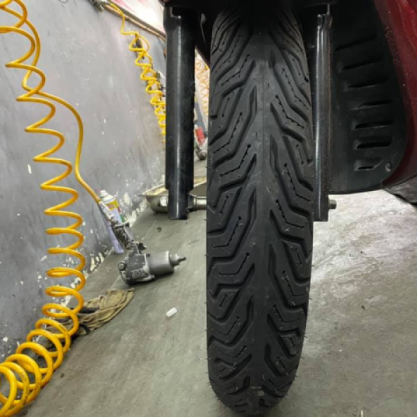 Lốp Michelin City Grip 2 (100/80-16 - 120/80-16)