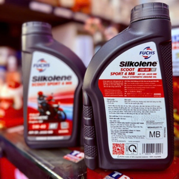 Nhớt Fuchs Silkolene Scoot Sport 4 5W40 0,8L