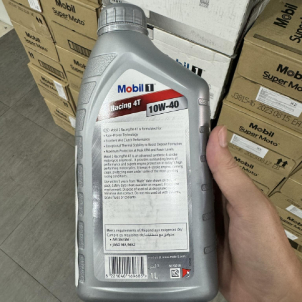 Nhớt Mobil 1 Racing 4T 10W40 1L