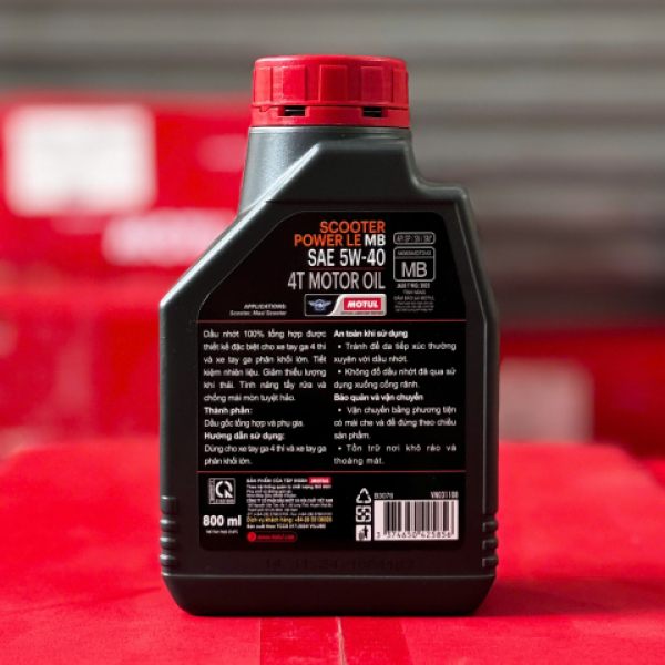 Nhớt Motul Scooter Power LE 5W40 0.8L