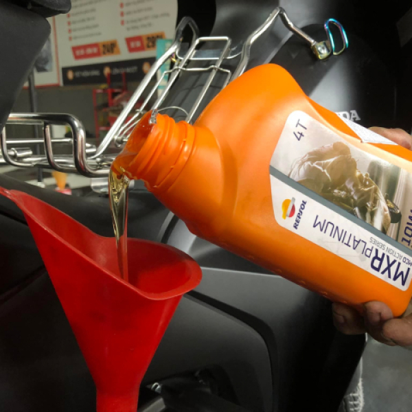 Nhớt Repsol MXR Platinum 10W40 0,8L