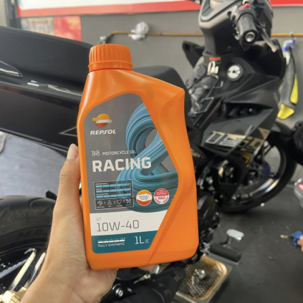 Nhớt Repsol Racing 10W40 1L