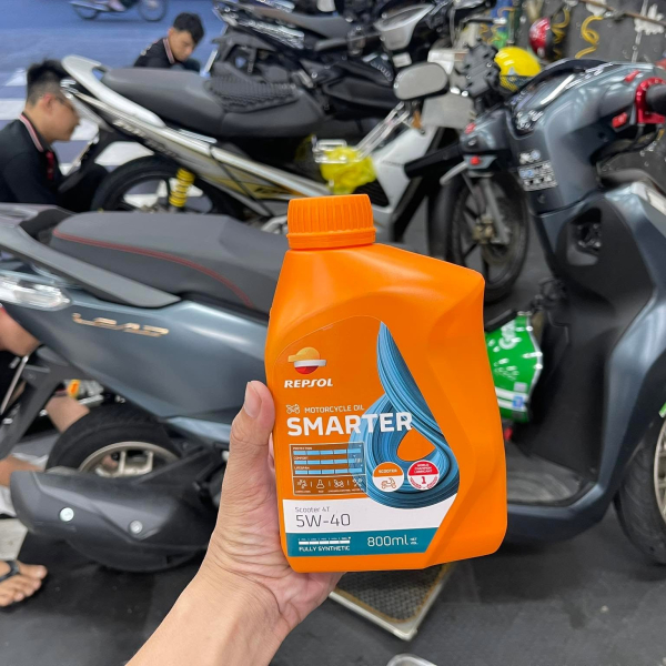 Nhớt Repsol Smarter Scooter 4T 5W-40 0,8L