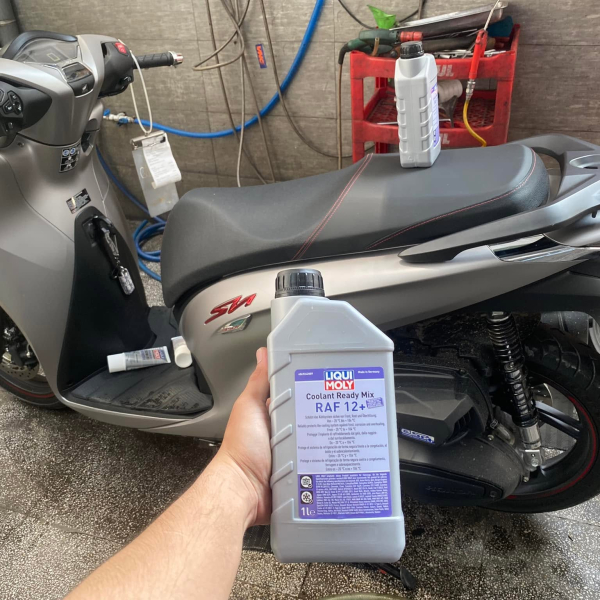 Nước làm mát Liqui Moly (loại pha sẵn)