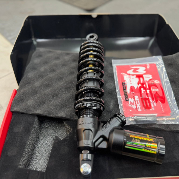 Phuộc RCB Tarmax đen ty vàng cho Vario, Click 125/150 chính hãng