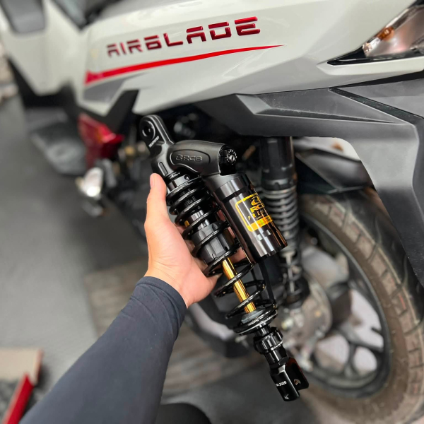 Phuộc RCB VD ty vàng cho Honda AB 125/160 (mẫu 4val) chính hãng