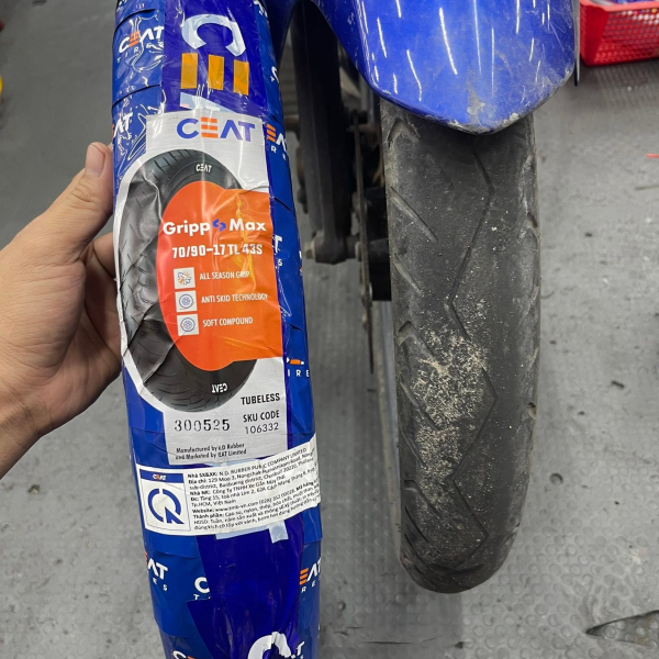 Vỏ CEAT Gripp Max 70/90-17