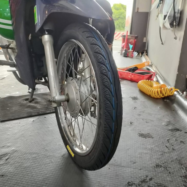 Vỏ có ruột Maxxis 2.50-17 gai kim cương 3D