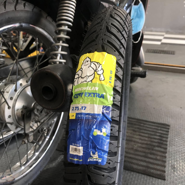 Vỏ có ruột Michelin City Extra 2.75-17 47P