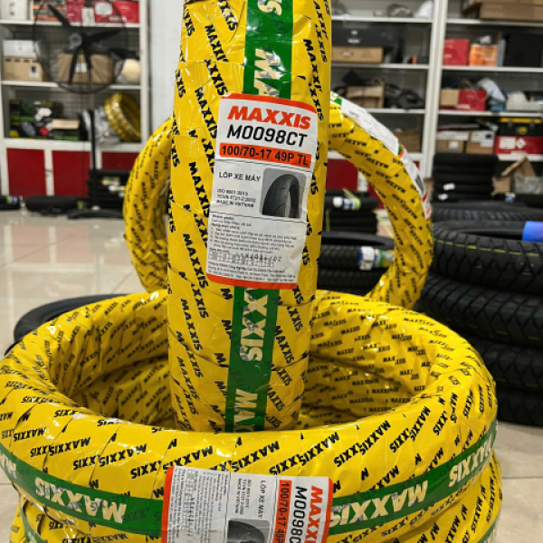 Vỏ Maxxis 100/70-17 Victra M0098CT