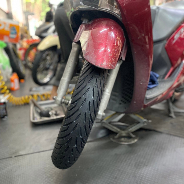 Vỏ Maxxis 100/80-16 CT1