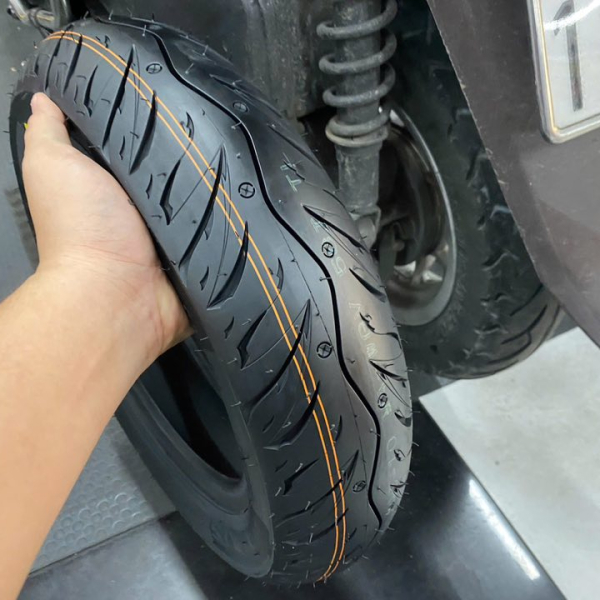 Vỏ Maxxis 100/90-10 gai MA-WGV
