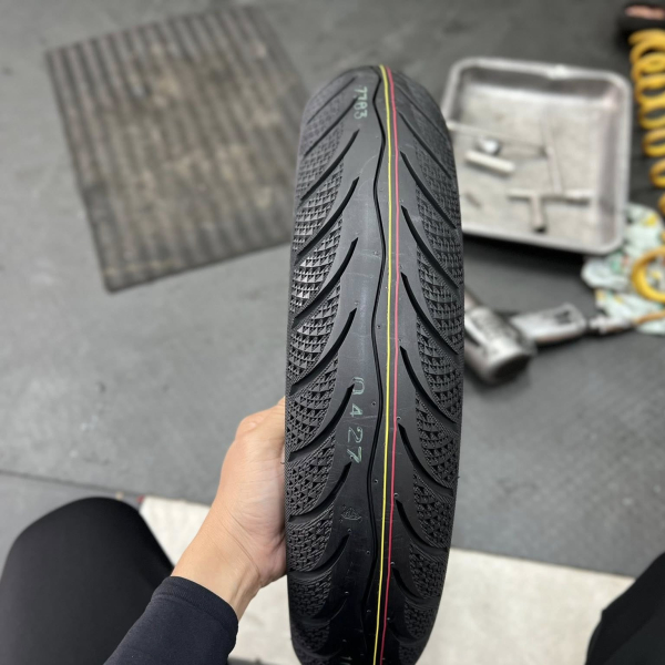 Vỏ Maxxis 100/90-14 gai kim cương 3D