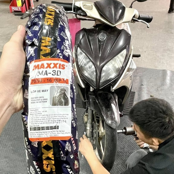Vỏ Maxxis 70/90-16 gai kim cương 3D