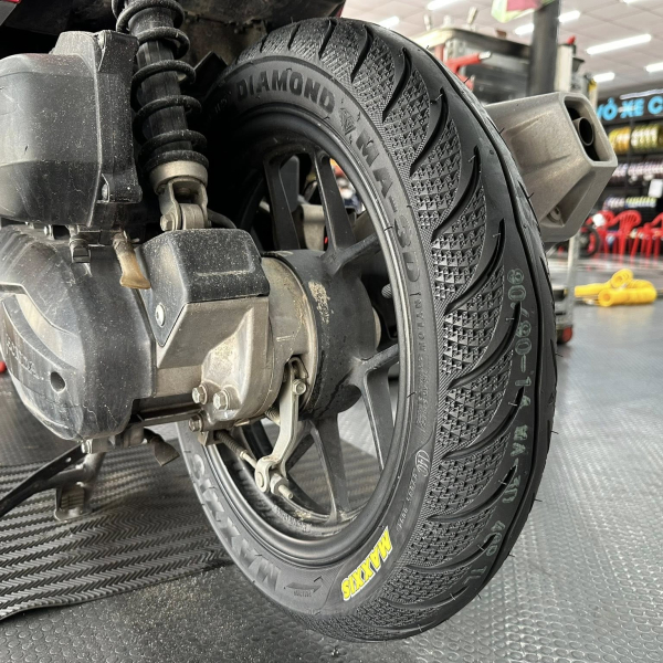 Vỏ Maxxis 90/90-14 gai kim cương 3D