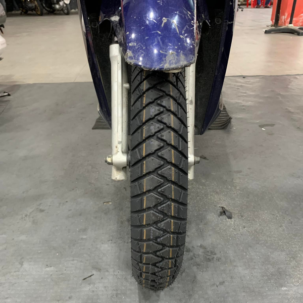 Vỏ Michelin Anakee Street 80/90-14