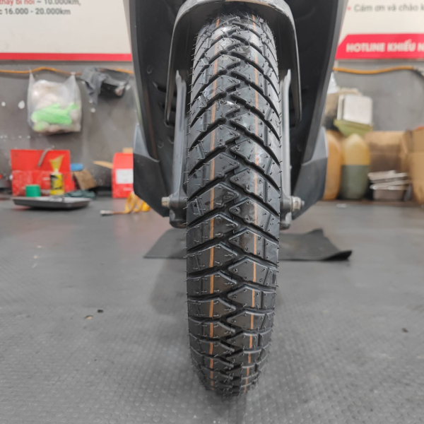 Vỏ Michelin Anakee Street 90/80-14