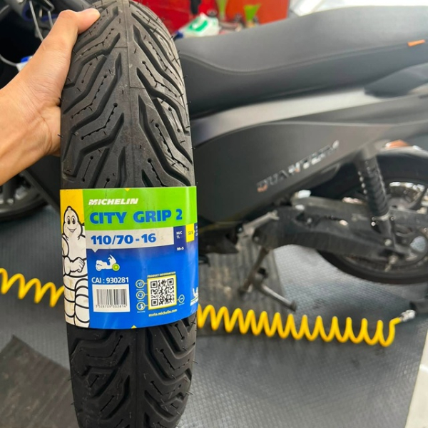 Vỏ Michelin City Grip 2 size 110/70-16