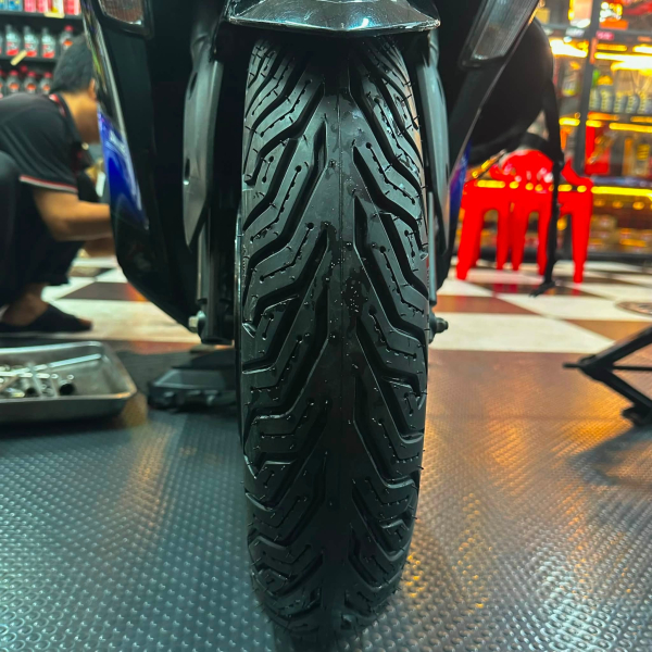 Vỏ Michelin City Grip 2 size 110/80-14