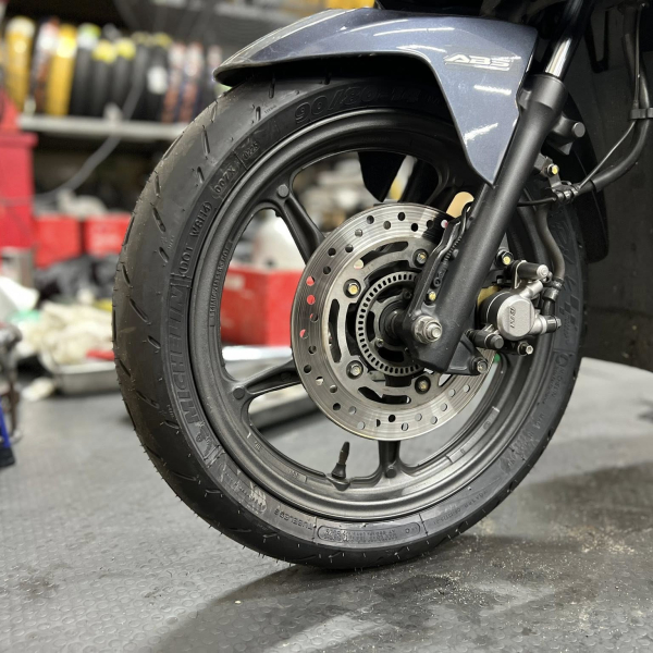 Vỏ Michelin Pilot Moto GP 90/80-14