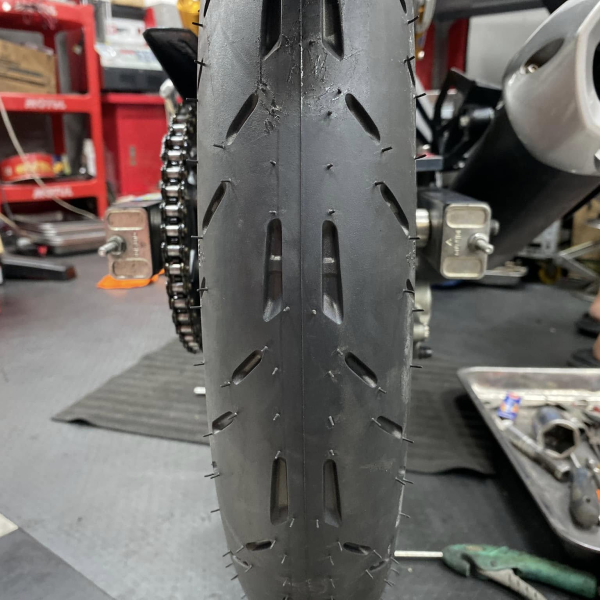 Vỏ Michelin Pilot Moto GP 90/80-17
