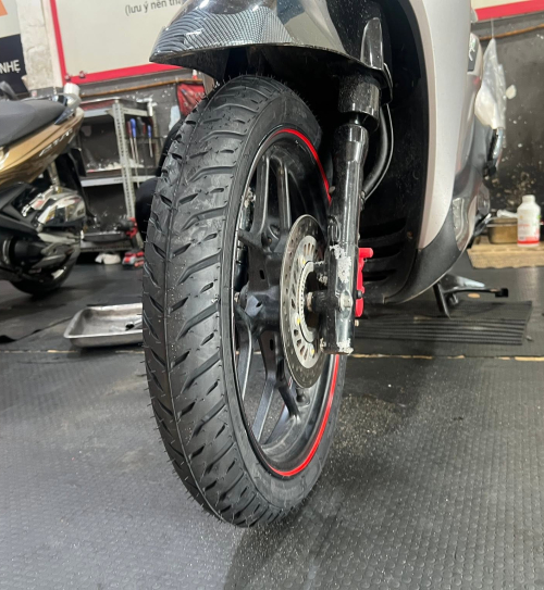 Vỏ Michelin Pilot Street 2 size 80/90-16